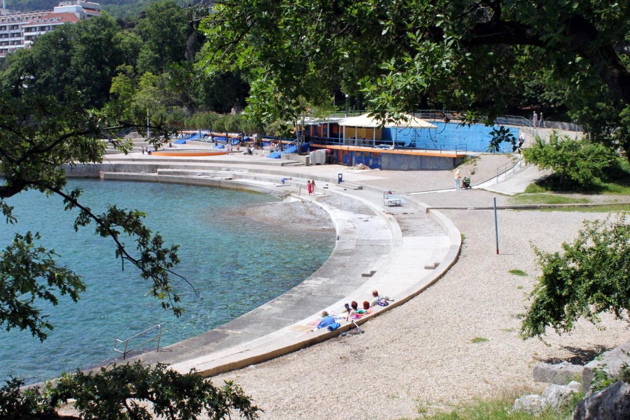 Apartments With A Parking Space Lovran, Opatija - 7713 Экстерьер фото